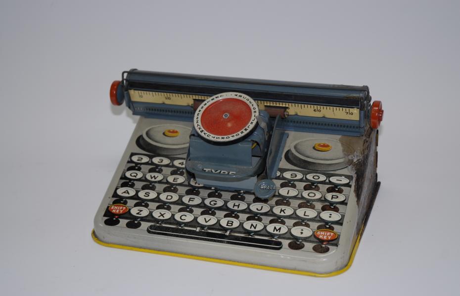 &amp;amp;quot;Dependable&amp;amp;quot; Typewriter