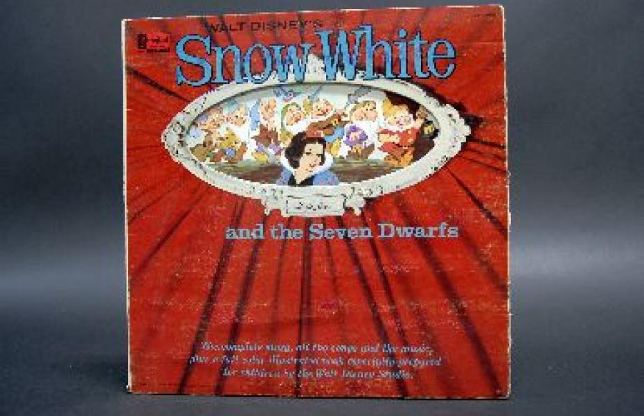 Snow White and the Seven Dwarfs (Reihe: Walt Disney&#039;s Magic Mirror)